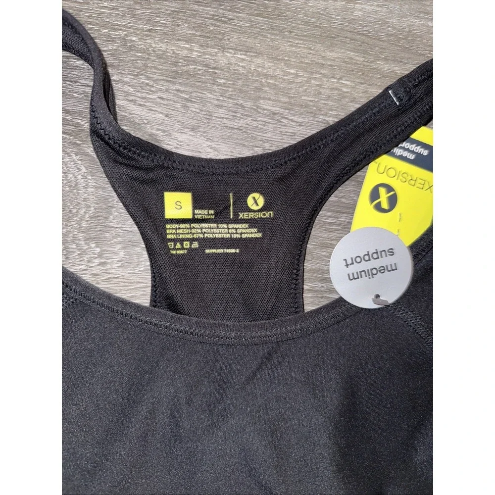 Women's size small Black Sports Bra Quick Dry‎ Removable Pads, Medium Support